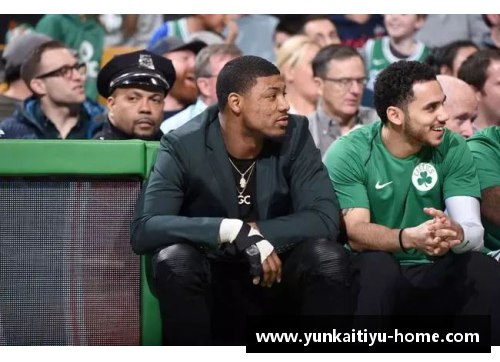 NBA经纪人的角色与挑战：球员合同背后的谈判与战略
